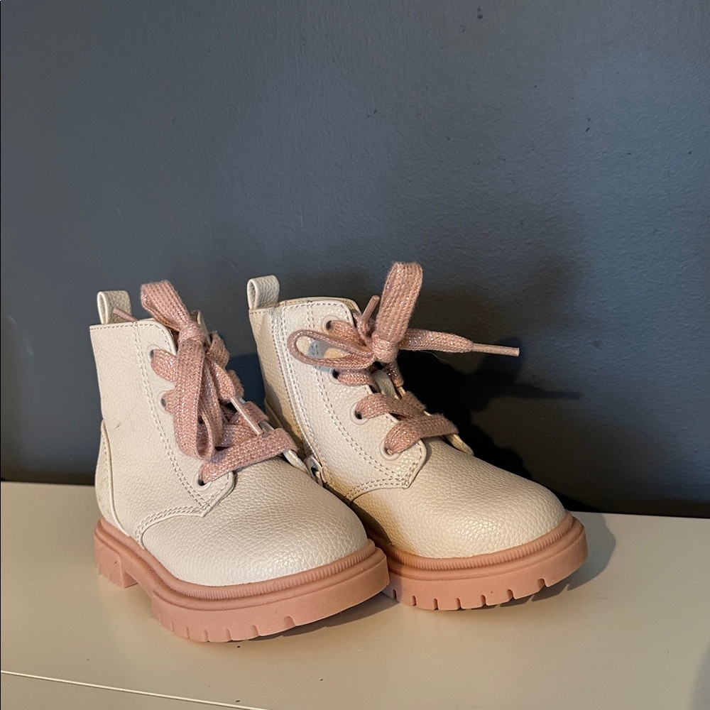 Girls 7 toddler Boots pink and cream